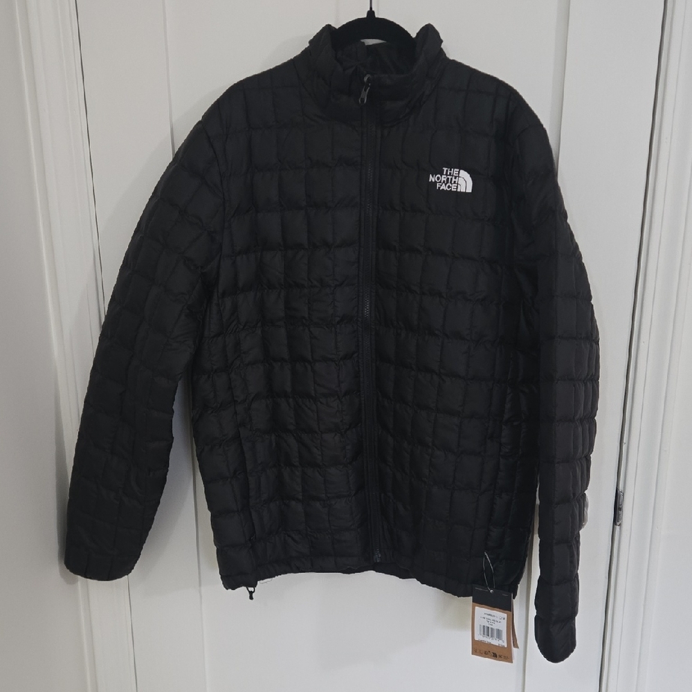 New With Tags!  The North Face Thermalball Jacket! Size Large
